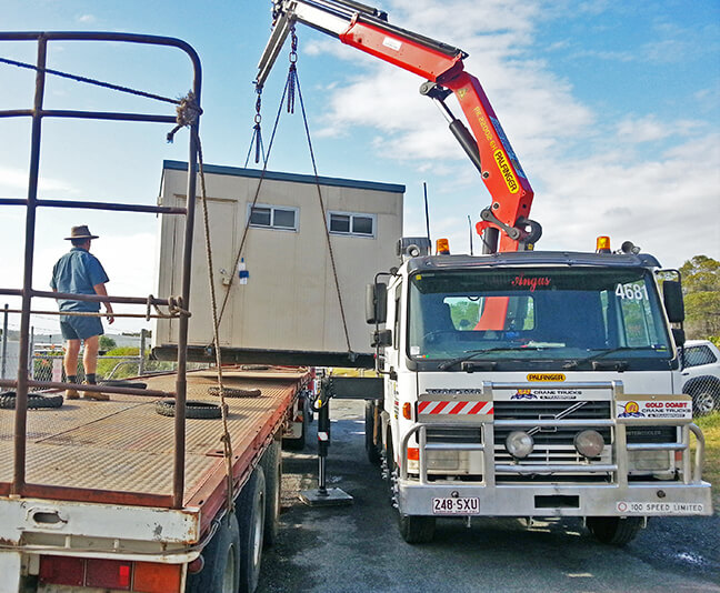 Crane Truck Hire SE QLD Gold Coast Crane Trucks